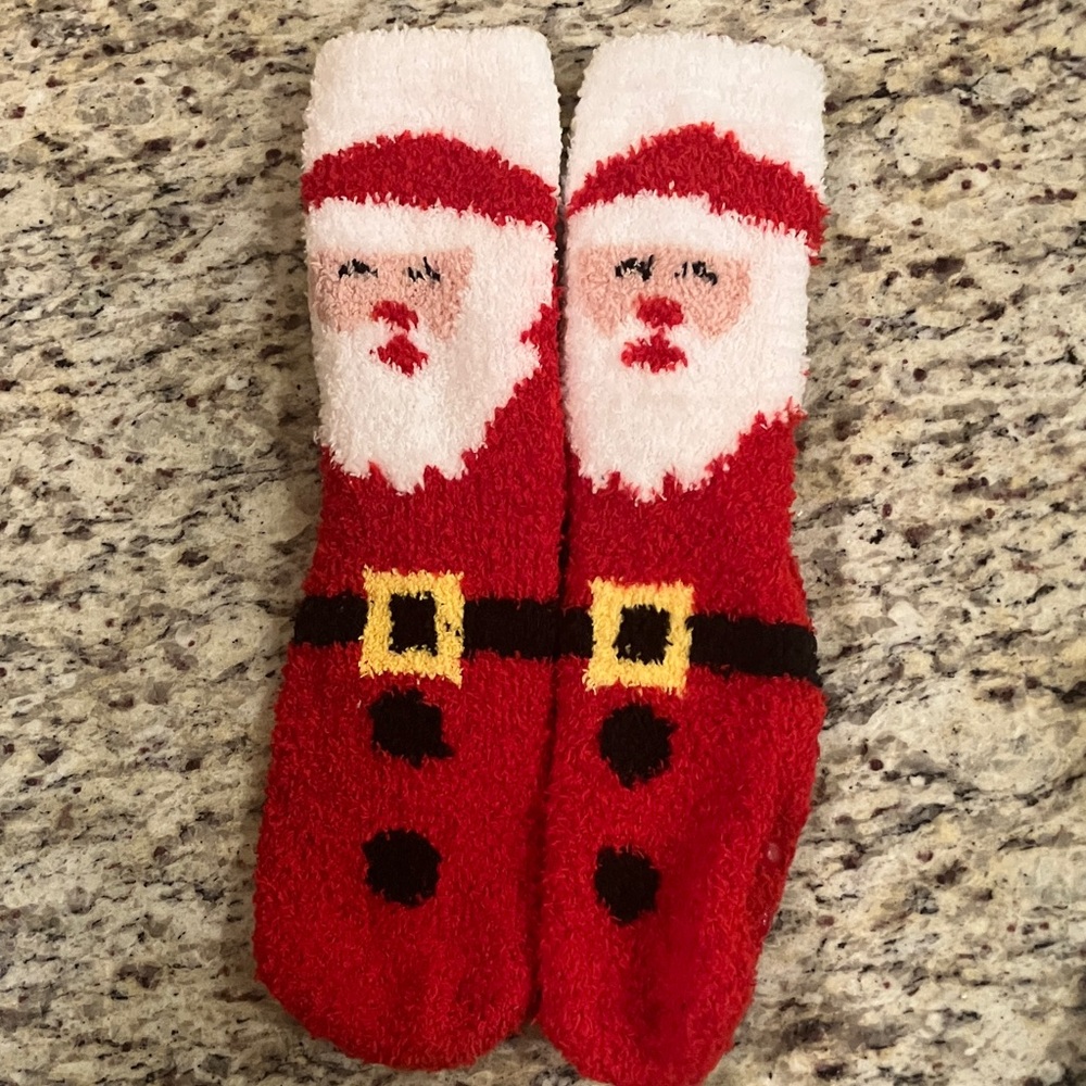 Womens Fuzzy Socks Lot of 2 Christmas Holiday Santa Socks & Cozy Lounge Crew - Picture 2 of 5